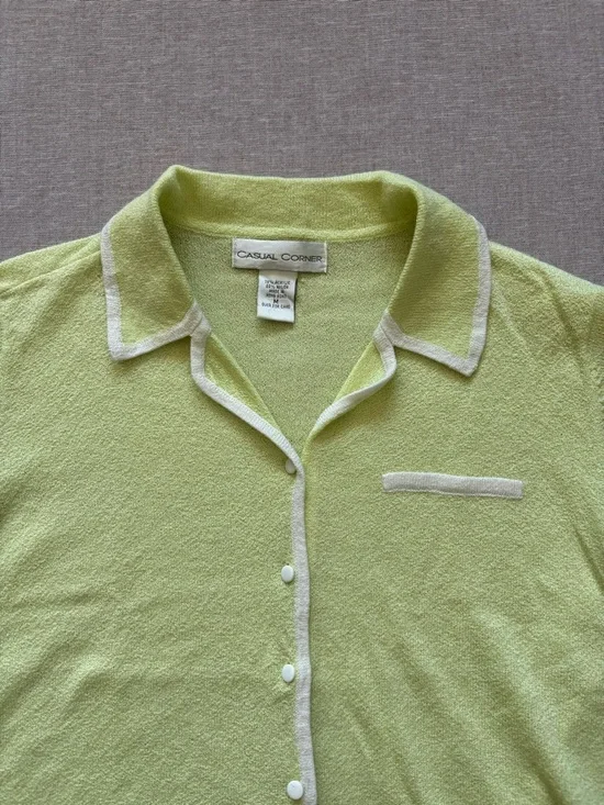 Casual Corner 90s vintage mint yellow top. - Picture 3 of 10